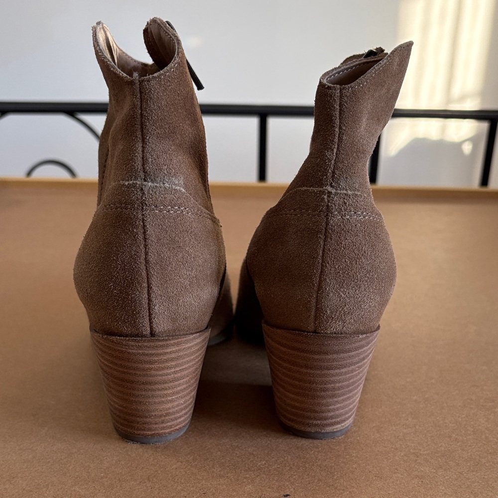 Lucky Brand Ellamy Suede Western Ankle Boots Tan 7.5 Pointed Toe Rodeo Cowgirl - Picture 9 of 14